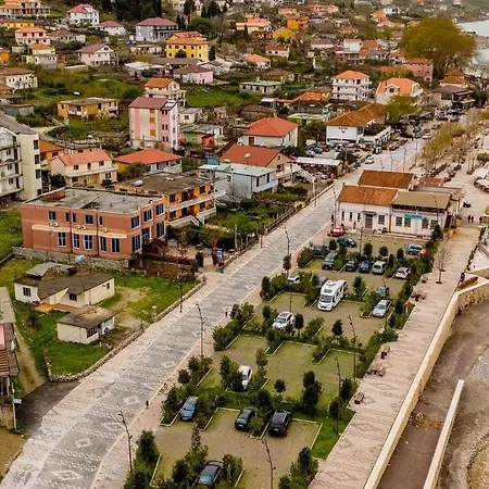 R&r Gesthouse בית הארחה