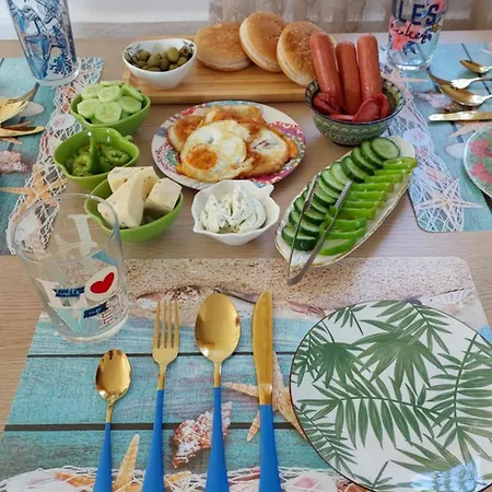 R&r Gesthouse בית הארחה Široka