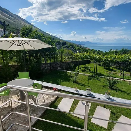 R&r Gesthouse Široka