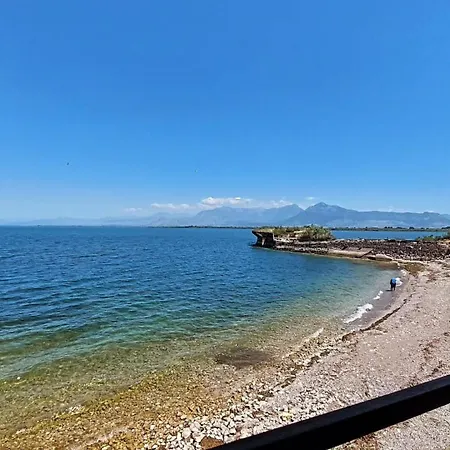 R&r Gesthouse Vendégház 3*