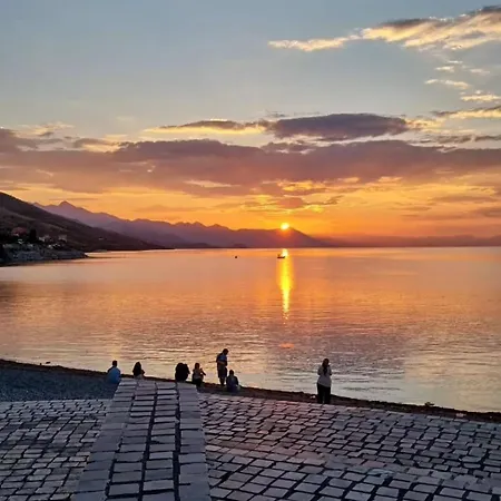 Vendégház R&r Gesthouse