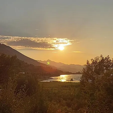 בית הארחה R&r Gesthouse Široka