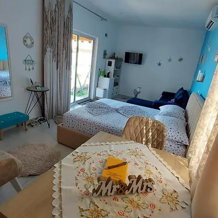 R&r Gesthouse 3*