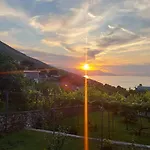 Pensjonat R&r Gesthouse