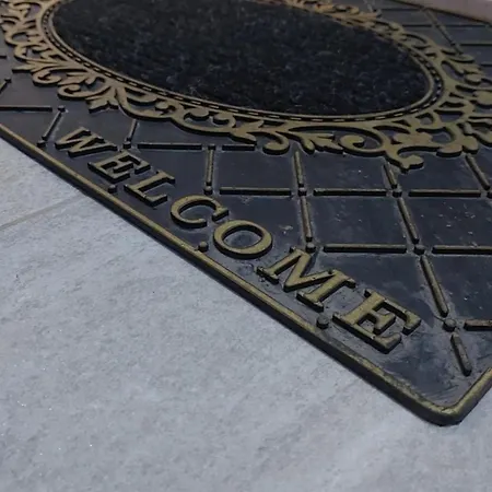 R&r Gesthouse Penzion Široka