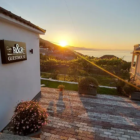 Penzion R&r Gesthouse 3*