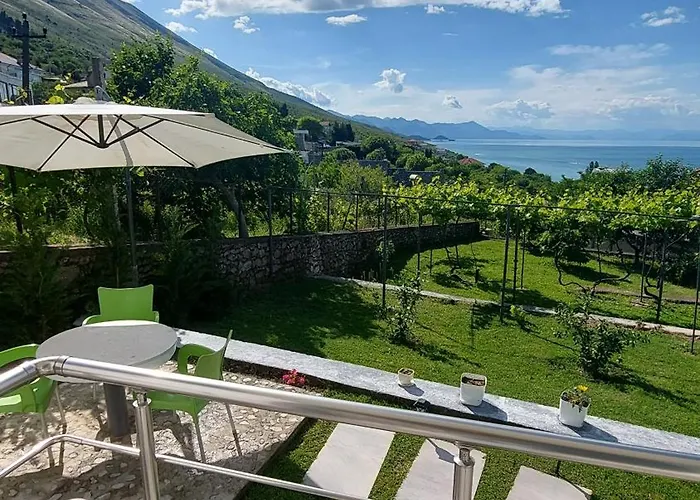 R&r Gesthouse Široka