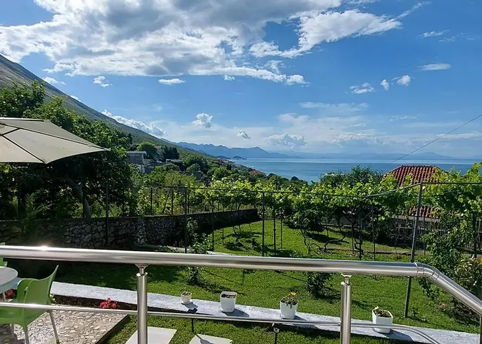 R&r Gesthouse Pensión 3*